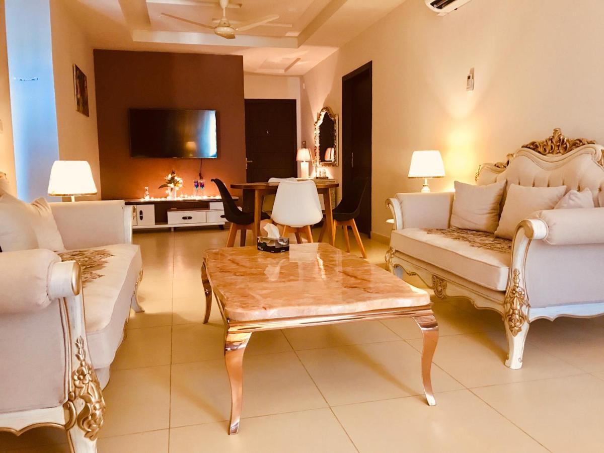 Atrium High Suite 2Bed Family Apartment Near Giga Mall Islamabad Exterior photo